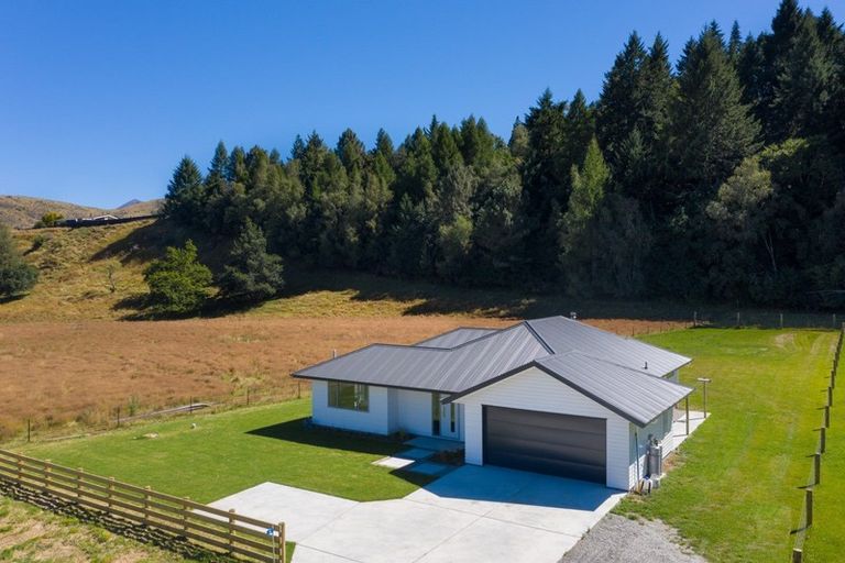 Photo of property in 4 Carlisle Street, Athol, 9793