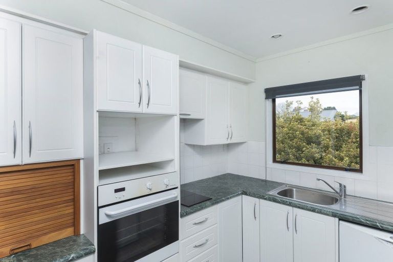 Photo of property in 65 Esplanade, Kaiti, Gisborne, 4010