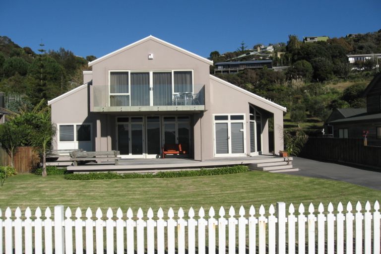 Photo of property in 79 Long Beach Road, Russell, 0202