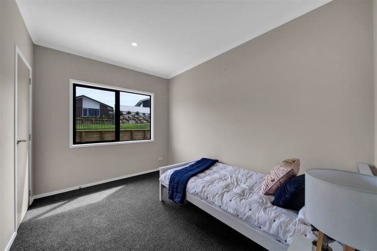 Photo of property in 5 Hinz Lane, Bell Block, New Plymouth, 4312