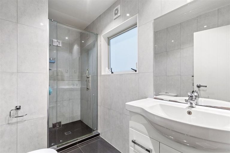 Photo of property in 242c Porchester Road, Takanini, 2112