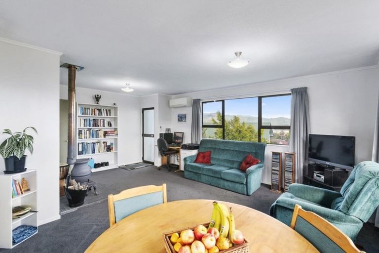 Photo of property in 63b Lord Street, Stokes Valley, Lower Hutt, 5019