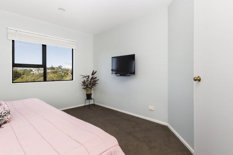 Photo of property in 20 Nether Green Crescent, Johnsonville, Wellington, 6037