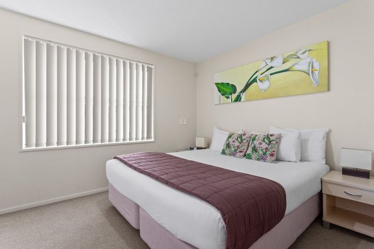 Photo of property in 31 Opito Way, East Tamaki, Auckland, 2013