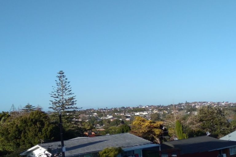Photo of property in 148a Hutchinsons Road, Bucklands Beach, Auckland, 2014