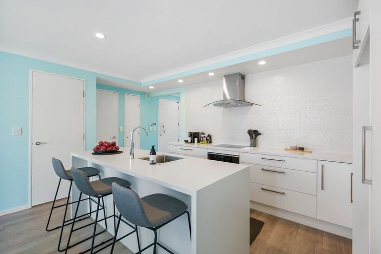 Photo of property in 419a Beach Road, Mairangi Bay, Auckland, 0630