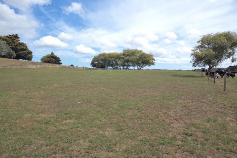 Photo of property in 74a Butchers Bridge Road, Otaua, Waiuku, 2683