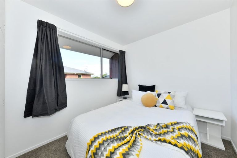 Photo of property in 2/56 Halswell Junction Road, Halswell, Christchurch, 8025