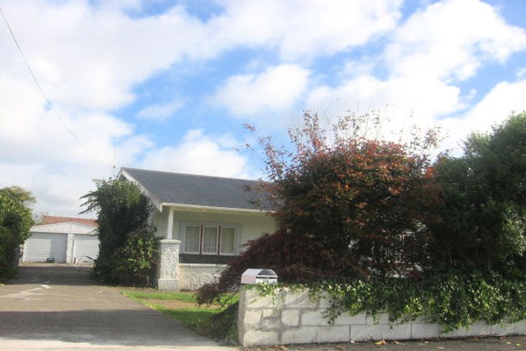 Photo of property in 94 Lyndhurst Street, Takaro, Palmerston North, 4412