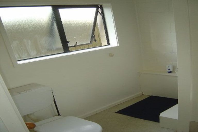 Photo of property in 2/108 Portage Road, New Lynn, Auckland, 0600