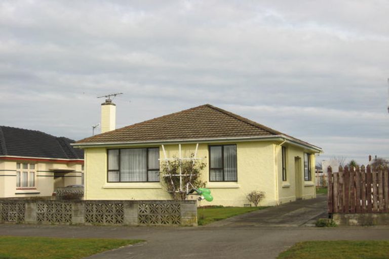 Photo of property in 235 Princes Street, Strathern, Invercargill, 9812
