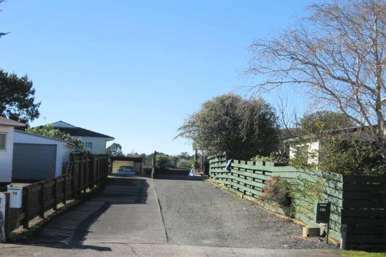 Photo of property in 17 Seaward Place, Wattle Downs, Auckland, 2103