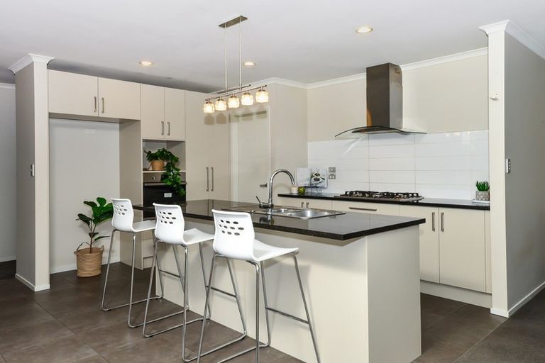 Photo of property in 16 Piwakawaka Court, Rototuna North, Hamilton, 3210