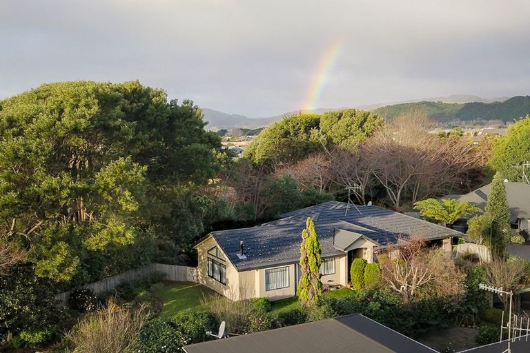 Photo of property in 116 Langdale Avenue, Paraparaumu, 5032