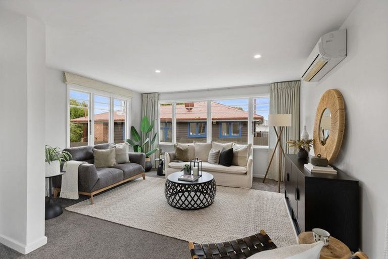 Photo of property in 6 Riverlaw Terrace, Saint Martins, Christchurch, 8022