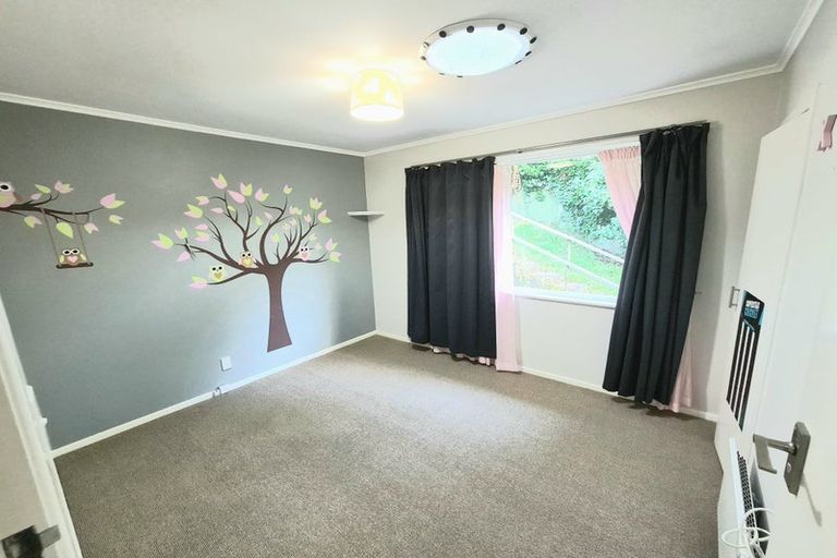 Photo of property in 9 Damian Grove, Waterloo, Lower Hutt, 5011
