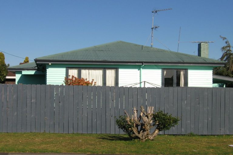 Photo of property in 1/113 Old Wairoa Road, Papakura, 2110