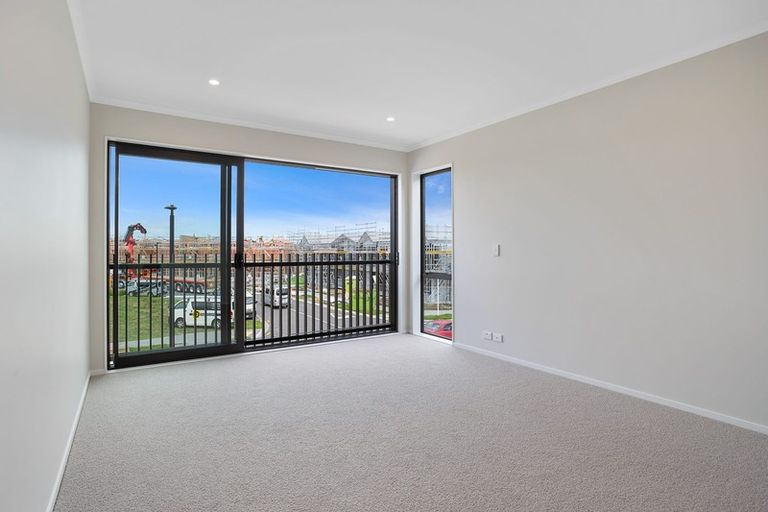 Photo of property in 75 Kopuru Road, Whenuapai, Auckland, 0618