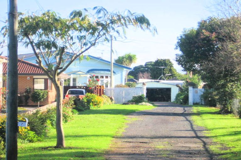 Photo of property in 7 Landscape Road, Papatoetoe, Auckland, 2025