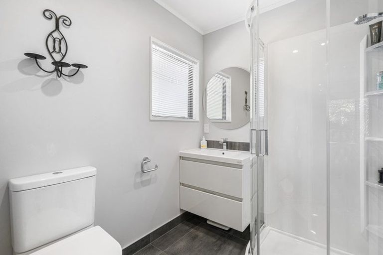 Photo of property in 63 Cruickshank Road, Clouston Park, Upper Hutt, 5018