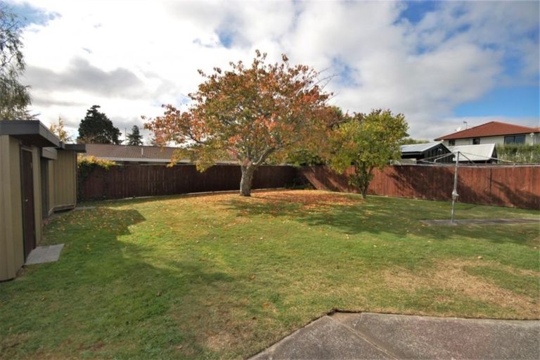 Photo of property in 21 Rainbow Drive, Rainbow Point, Taupo, 3330