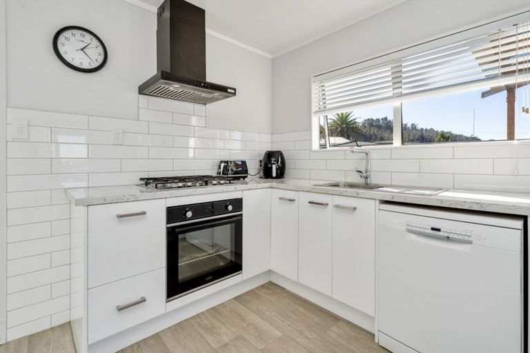 Photo of property in 3b Panorama Drive, Parahaki, Whangarei, 0112