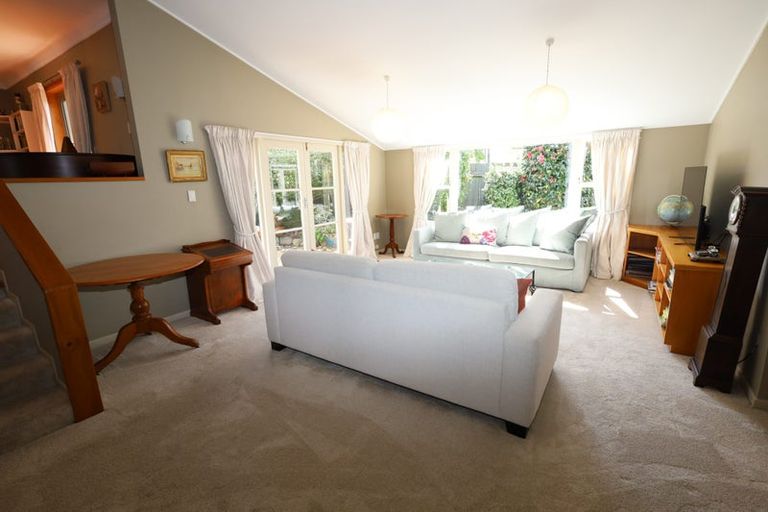 Photo of property in 30 Karaka Road, Otumoetai, Tauranga, 3110