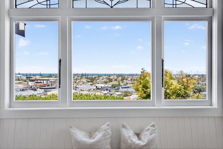 Photo of property in 12 Guys Hill Road, Hospital Hill, Napier, 4110