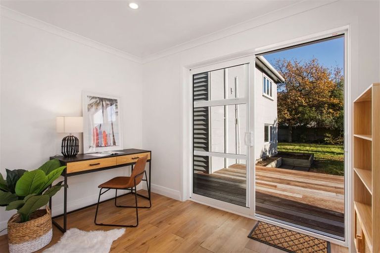 Photo of property in 24a Bowenvale Avenue, Cashmere, Christchurch, 8022