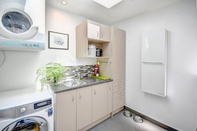 Photo of property in 20 Parkhill Avenue, Mornington, Dunedin, 9011