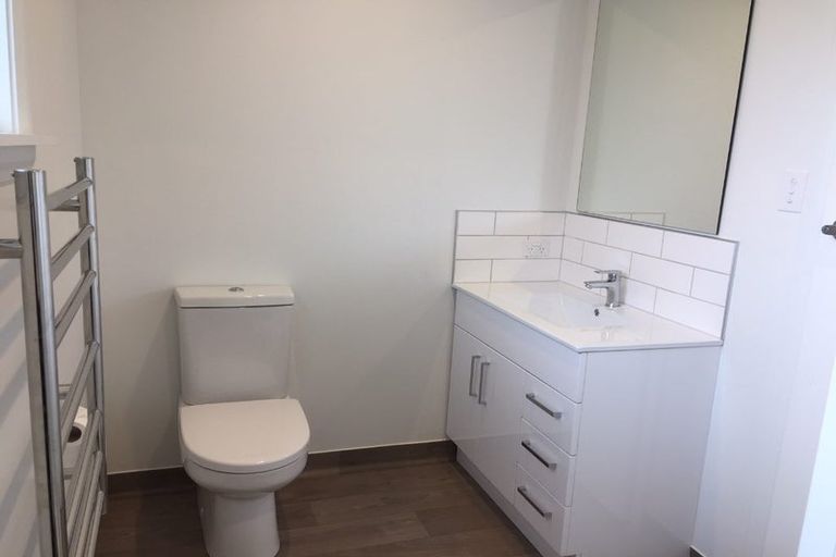 Photo of property in 20 Denise Crescent, Hornby, Christchurch, 8042