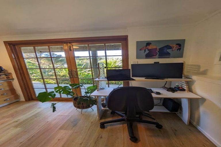 Photo of property in 6 Gordon Road, Plimmerton, Porirua, 5026