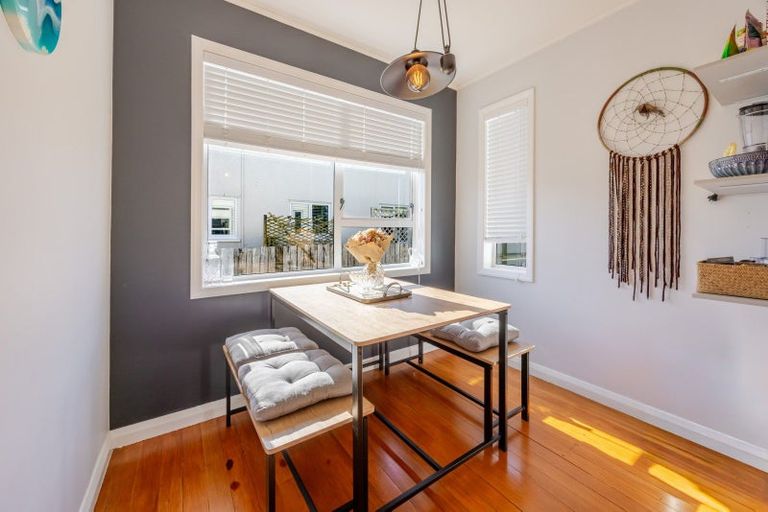 Photo of property in 12 Alpers Terrace, Marewa, Napier, 4110