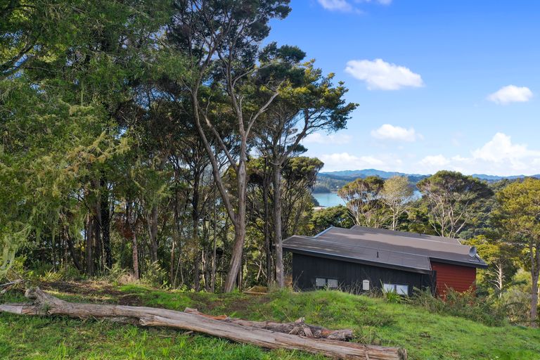 Photo of property in 19 Totara Heights Way, Paihia, 0200