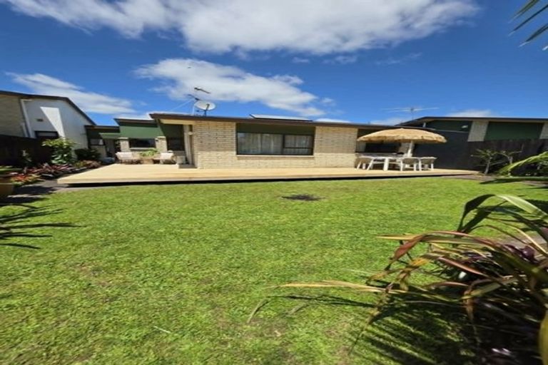 Photo of property in 73b Centreway Road, Orewa, 0931
