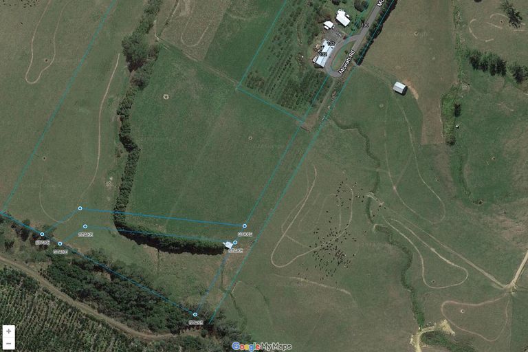 Photo of property in 160 Mcwatt Road, Waitakaruru, Ngatea, 2471