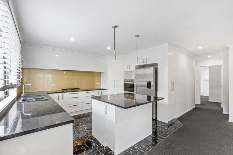 Photo of property in 62a Opaheke Road, Opaheke, Papakura, 2113