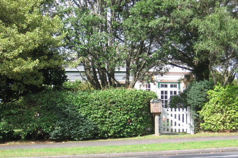 Photo of property in 43 Glenview Road, Glen Eden, Auckland, 0602