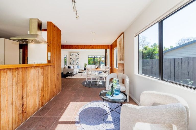 Photo of property in 87 Elizabeth Street, Waikanae, 5036