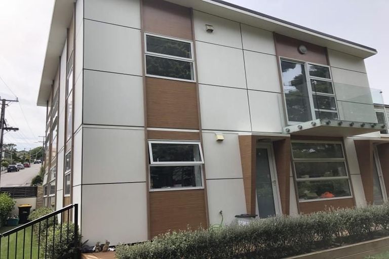 Photo of property in 22 Burgess Road, Johnsonville, Wellington, 6037