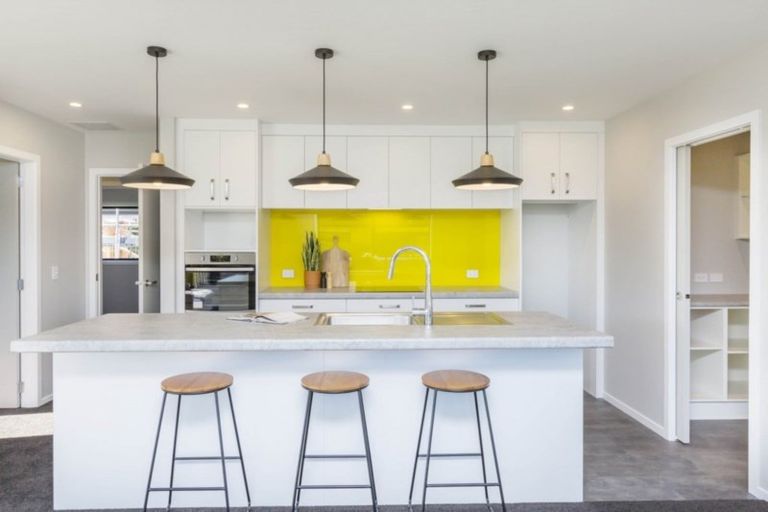 Photo of property in 22 Filmer Crescent, Wallaceville, Upper Hutt, 5018