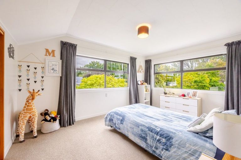 Photo of property in 19 Francis Drake Street, Waipukurau, 4200