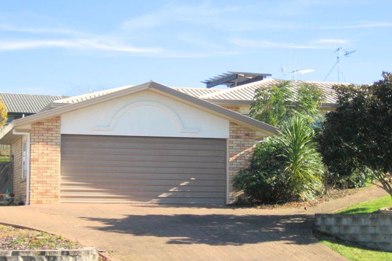 Photo of property in 37 Cashmere Place, Flagstaff, Hamilton, 3210