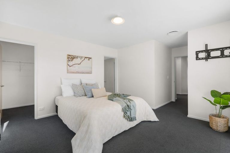 Photo of property in 37 Broken Run, Wigram, Christchurch, 8025