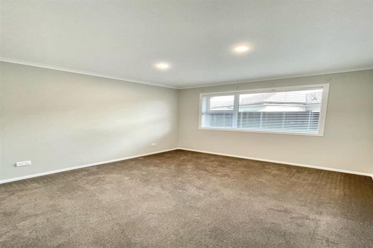 Photo of property in 22 Fenwick Crescent, Wallaceville, Upper Hutt, 5018