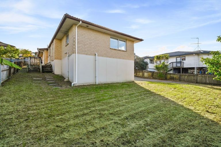 Photo of property in 19b Te Atatu Road, Te Atatu South, Auckland, 0610