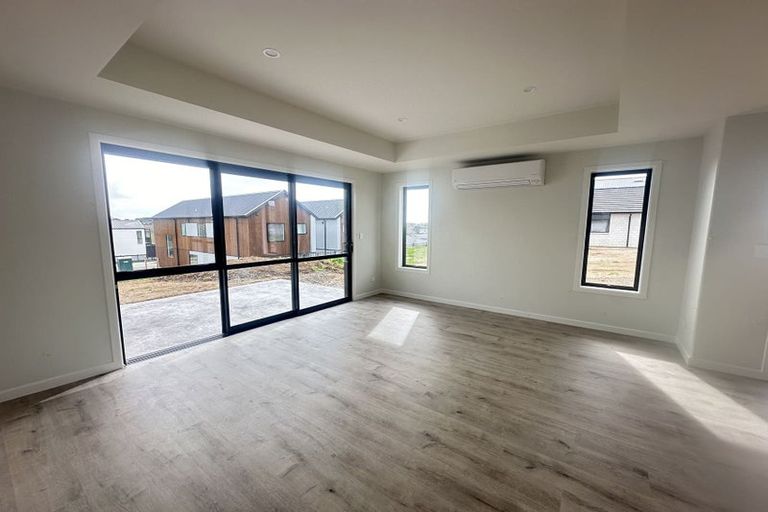 Photo of property in 12 Celeste Terrace, Peacocke, Hamilton, 3206