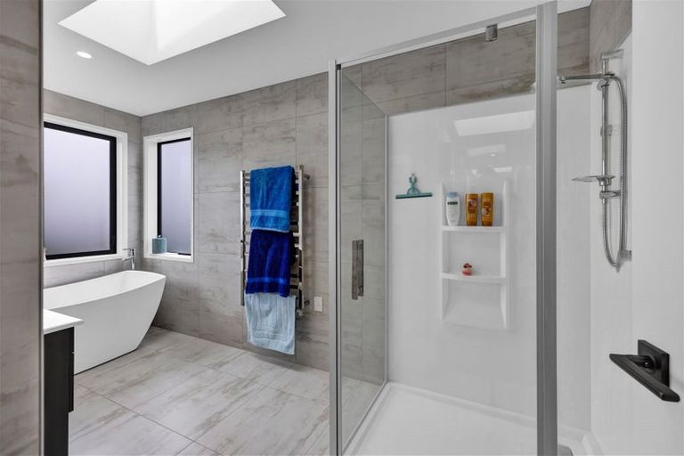 Photo of property in 14 Waitaha Place, Bell Block, New Plymouth, 4312