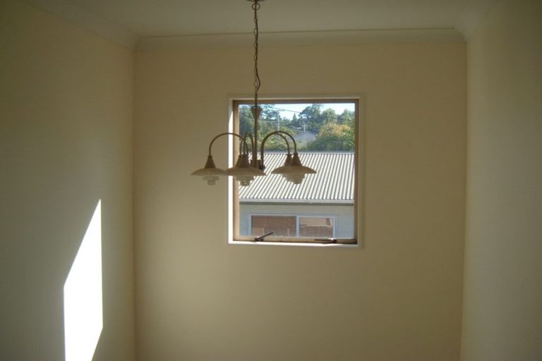 Photo of property in 17a Tomo Street, New Lynn, Auckland, 0600