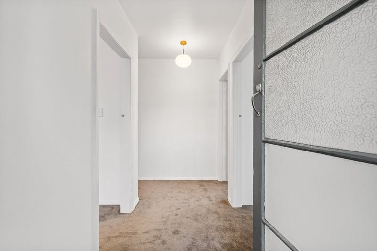 Photo of property in 2/22 Santa Rosa Avenue, Halswell, Christchurch, 8025